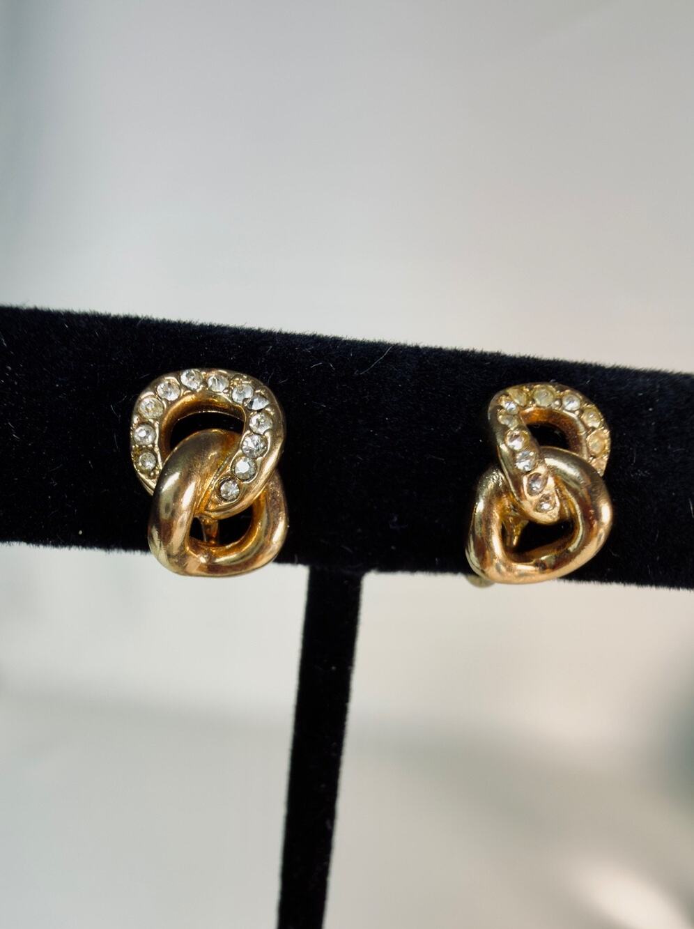 Vintage Christian Dior Crystal Interlocking Chain Link Clip On Earrings Signed